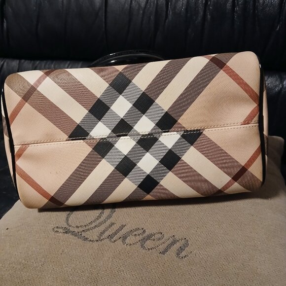 Authentic Burberry Chester Nova Check Patent Bowling Bag Black - Picture 6 of 13